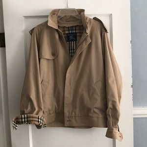 Burberry men’s vintage jacket with zip out liner